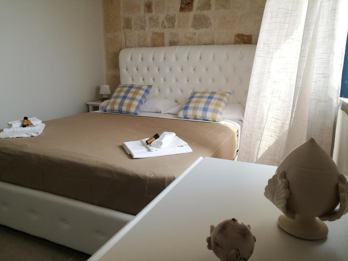 One-Bedroom Apartment,665977092:JPEG